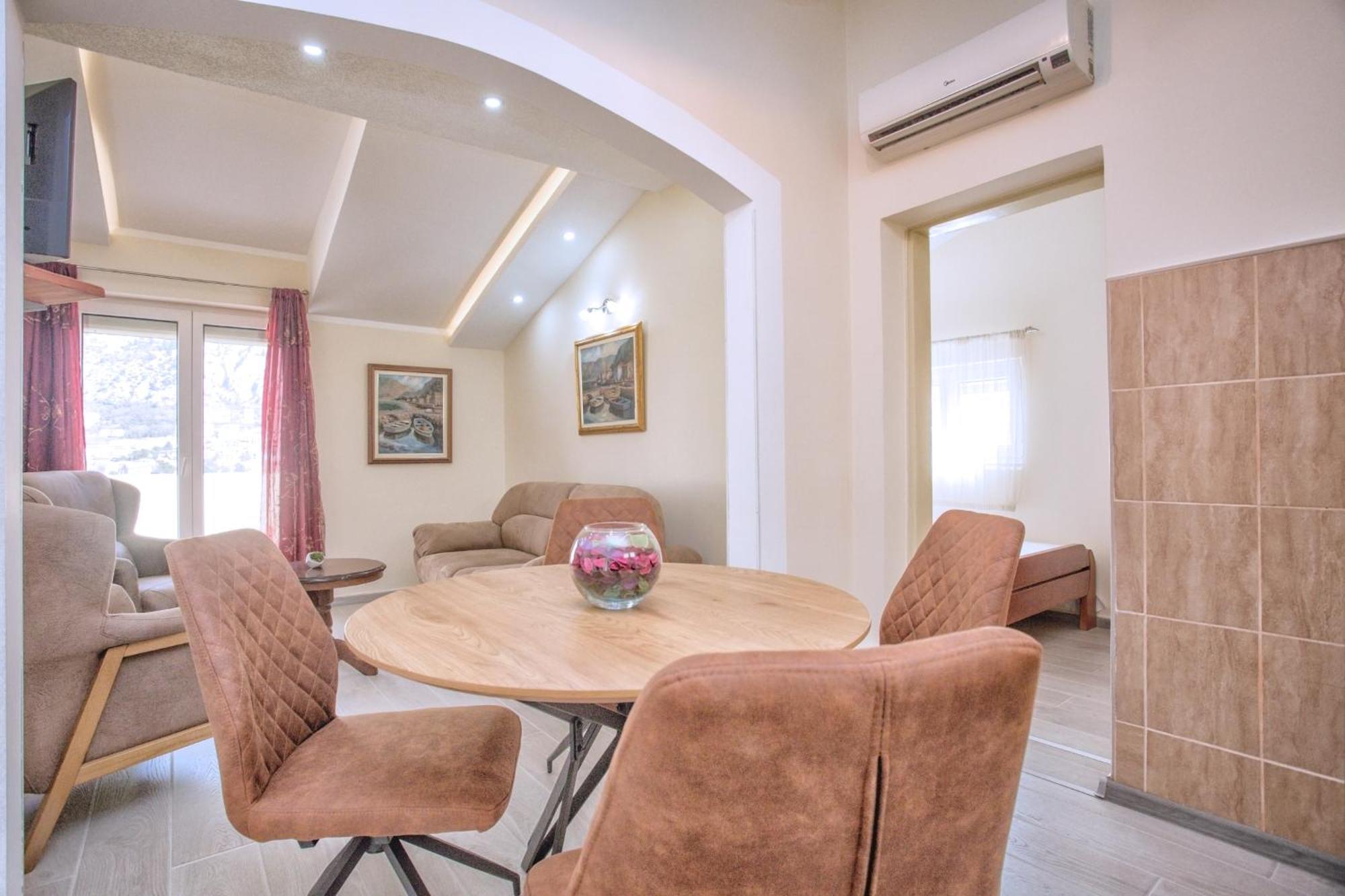 Apartments Bella Vista Kotor Szoba fotó
